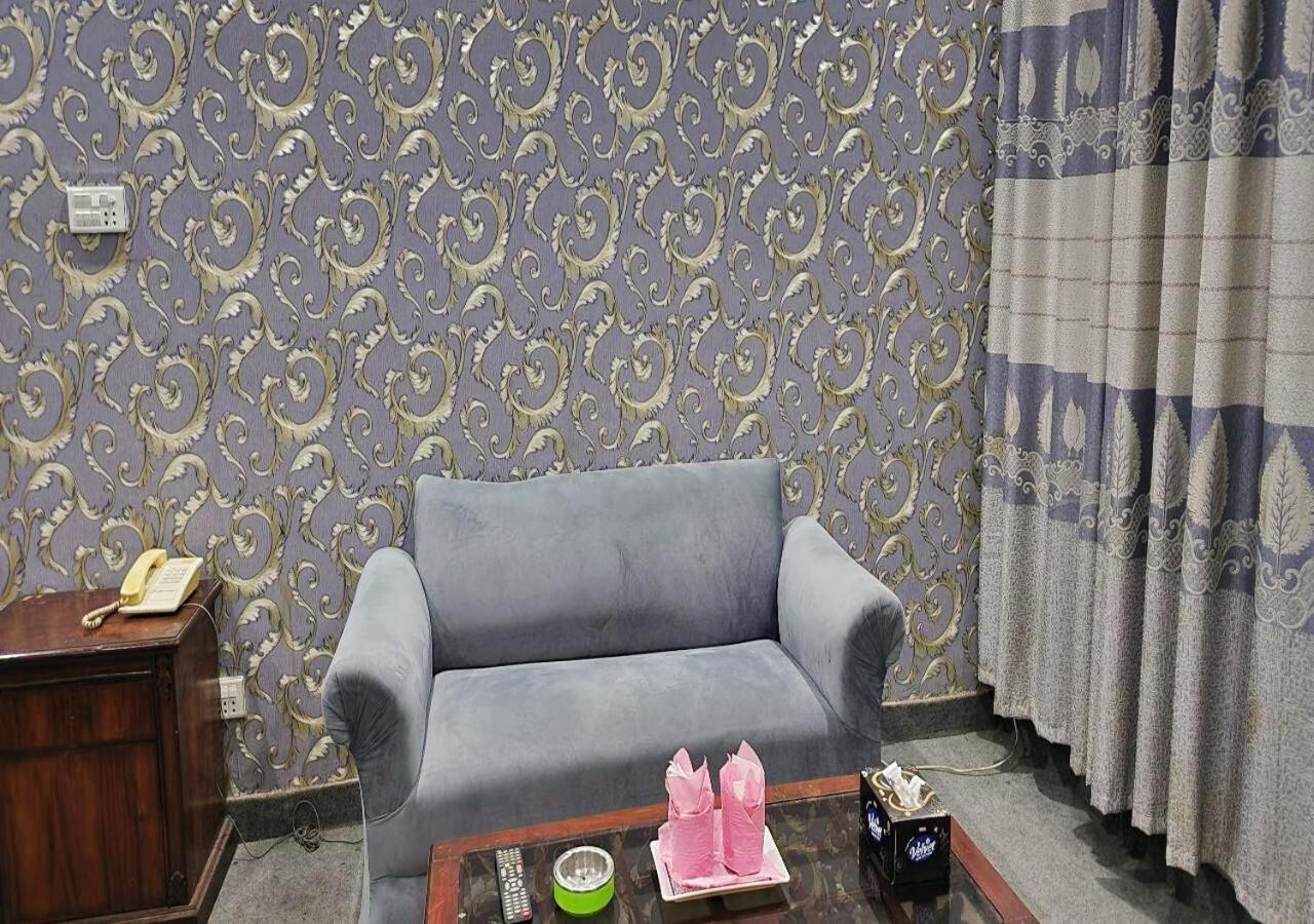 Sapphire Inn Motel 拉合尔 外观 照片